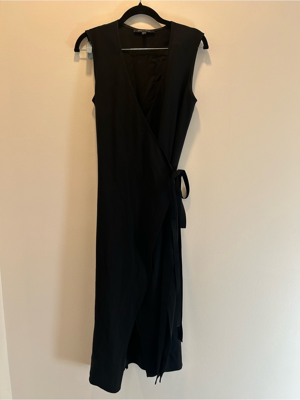 Black Sleeveless Wrap Dress